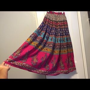 Bold Indian pattern print maxi skirt